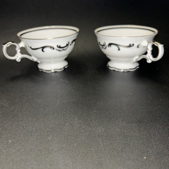 Set of 2 Schumann Arzberg Germany “Moon Rose” Tea Cups & Saucers Platinum Trim - Picture 2 of 9